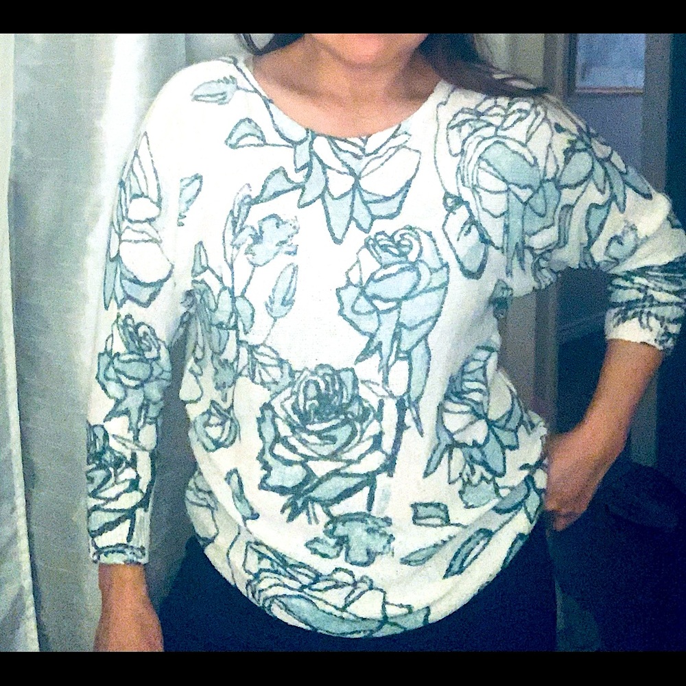 Cleo woman’s sweater